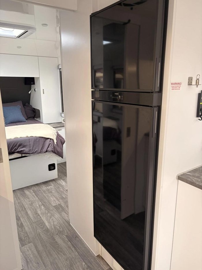 2025 Millard 21Ft11 (Rd) Breakaway