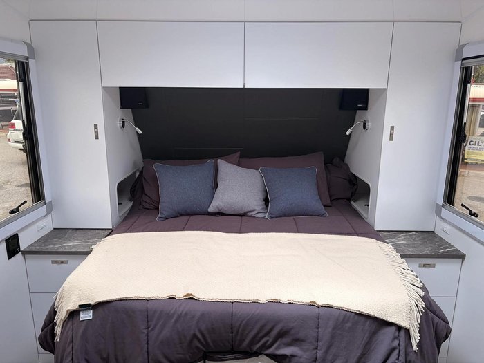 2025 Millard 21Ft11 (Rd) Breakaway