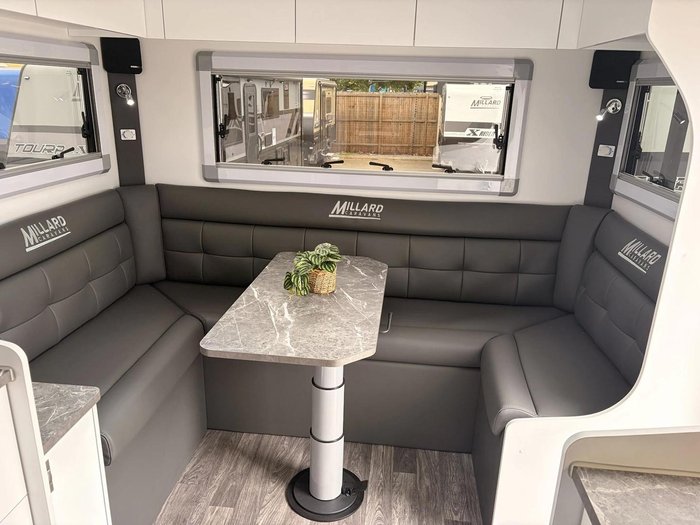 2025 Millard 21Ft11 (Rd) Breakaway