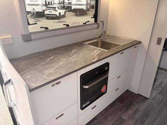 2025 Millard 21Ft11 (Rd) Breakaway