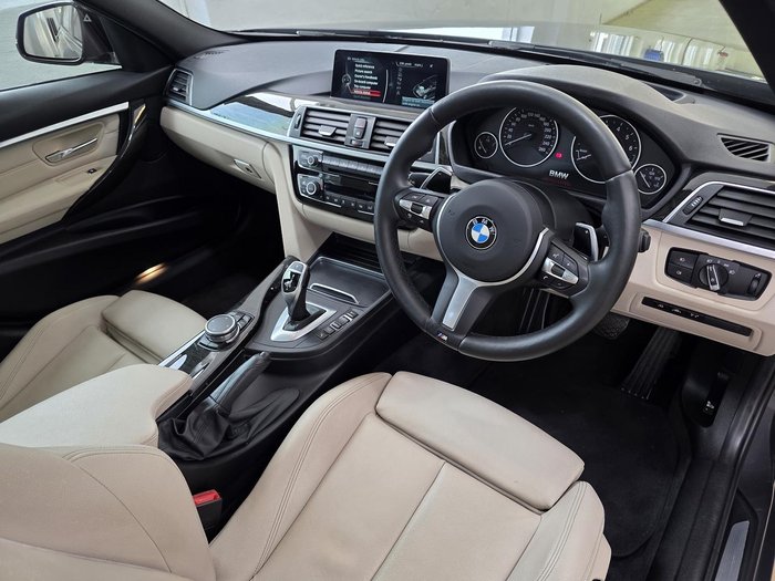 2016 BMW 3 Series 330i M Sport