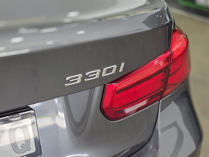 2016 BMW 3 Series 330i M Sport