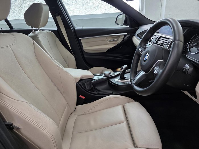 2016 BMW 3 Series 330i M Sport