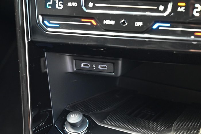 2025 Volkswagen T-Roc 140TSI R-Line