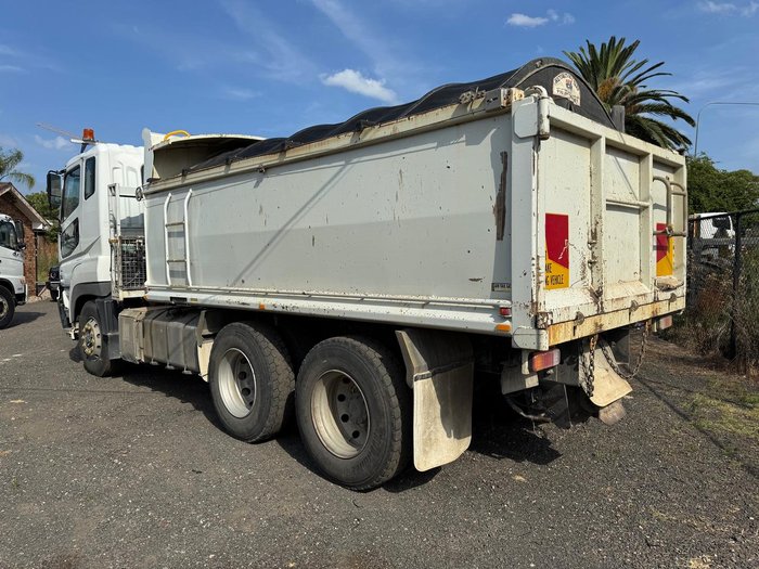 2015 Fuso Fv 51SK WHITE