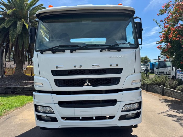 2015 Fuso Fv 51SK WHITE