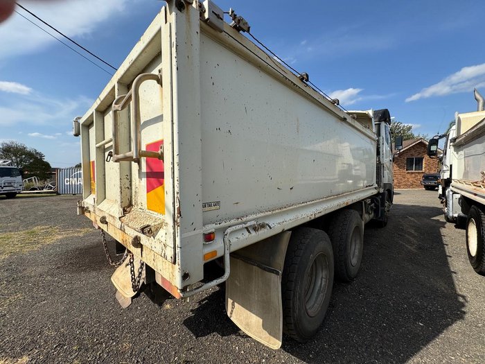 2015 Fuso Fv 51SK WHITE