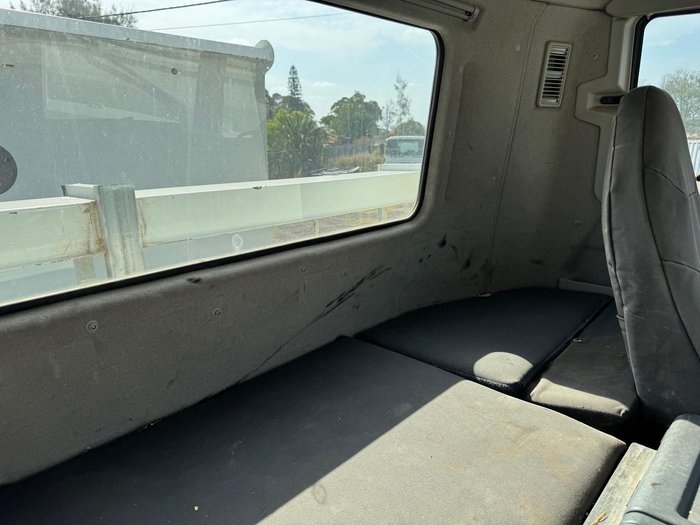 2015 Fuso Fv 51SK WHITE