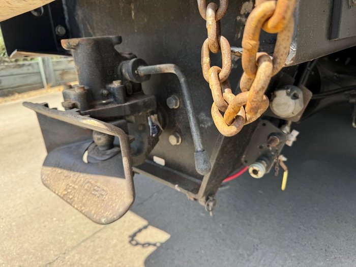 2015 Fuso Fv 51SK WHITE