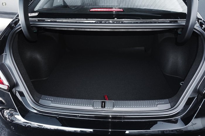 2025 MG MG5 Essence MY25 Diamond Red