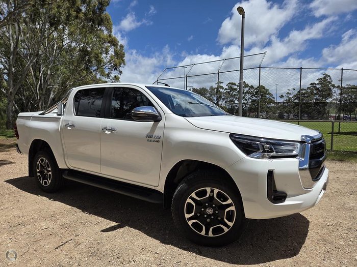 2020 Toyota Hilux SR5