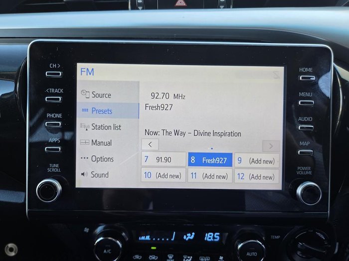 2020 Toyota Hilux SR5