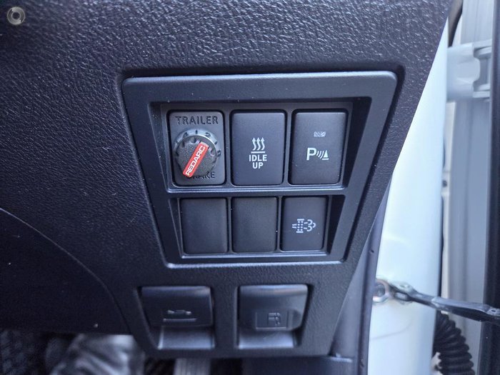 2020 Toyota Hilux SR5