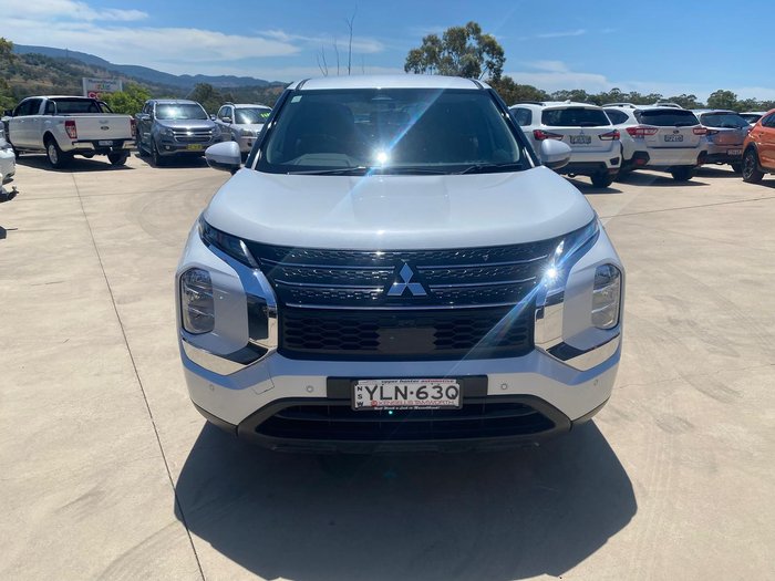 2022 Mitsubishi Outlander ES ZM MY22 White