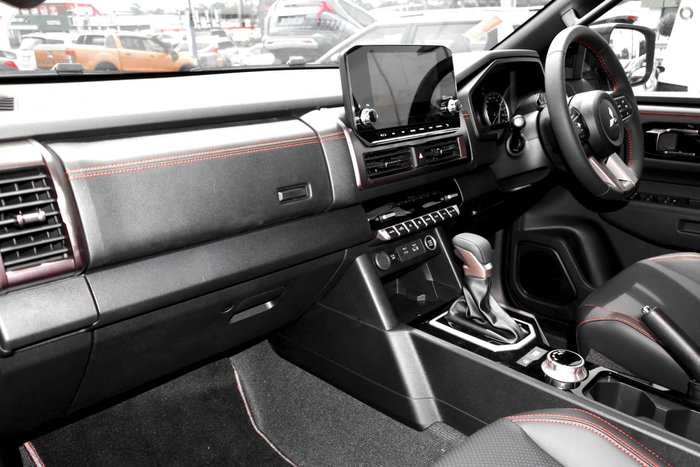 2025 Mitsubishi Triton GSR