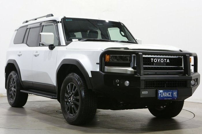 2025 Toyota Landcruiser Prado