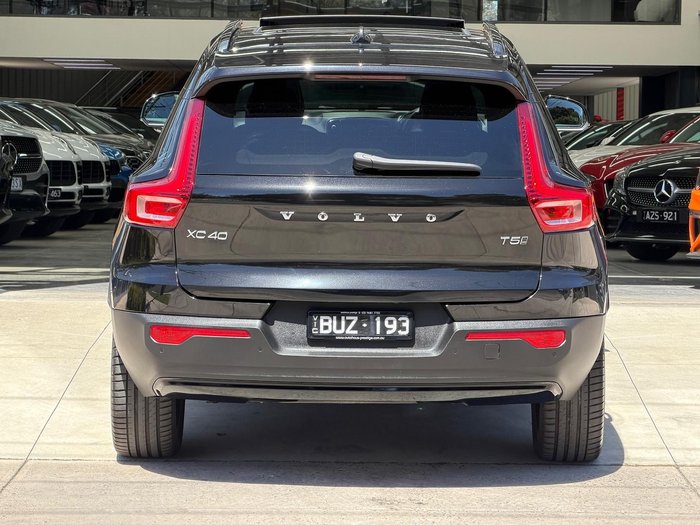 2022 Volvo XC40 T5 R-Design MY22 AWD Onyx Black