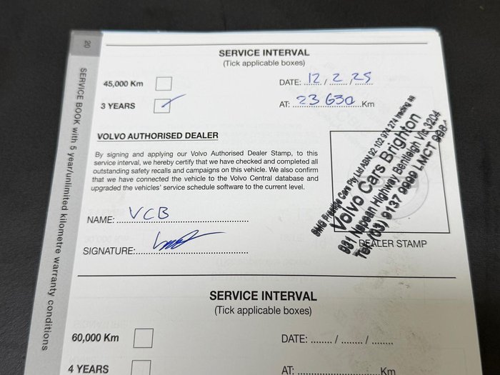 2022 Volvo XC40 T5 R-Design MY22 AWD Onyx Black