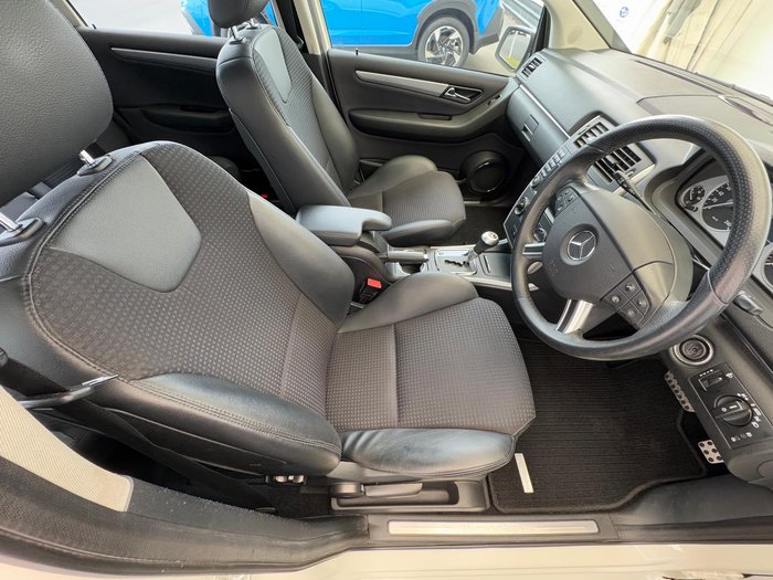 2010 Mercedes-Benz B-Class B180