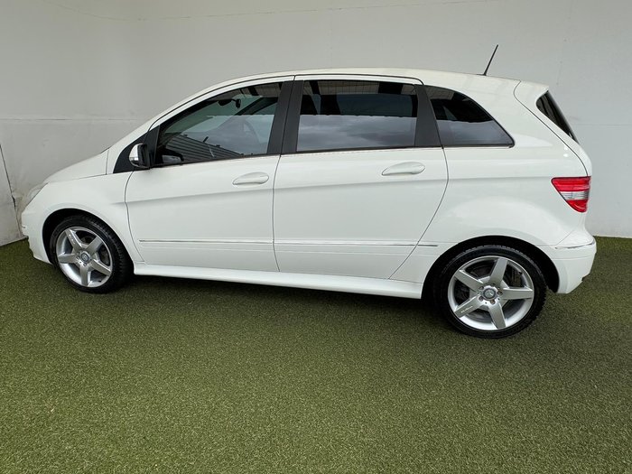 2010 Mercedes-Benz B-Class B180