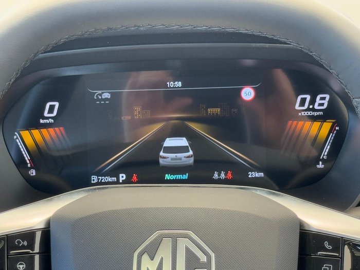 2025 MG ZS Essence Turbo