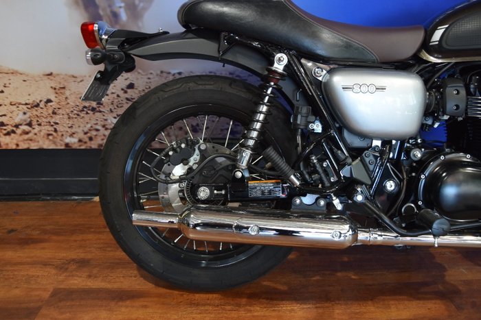 2019 Kawasaki W800 CAFE Grey