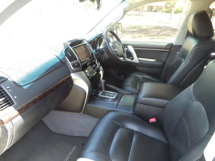 2013 Toyota Landcruiser Sahara