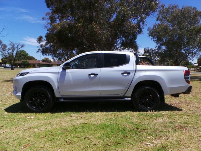 2022 Mitsubishi Triton GSR
