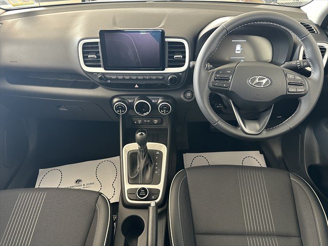2025 HYUNDAI VENUE