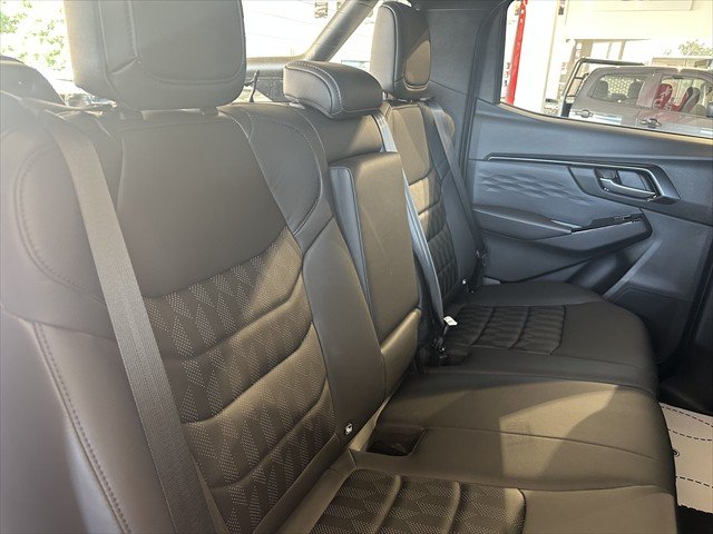 2025 ISUZU D-MAX BLADE