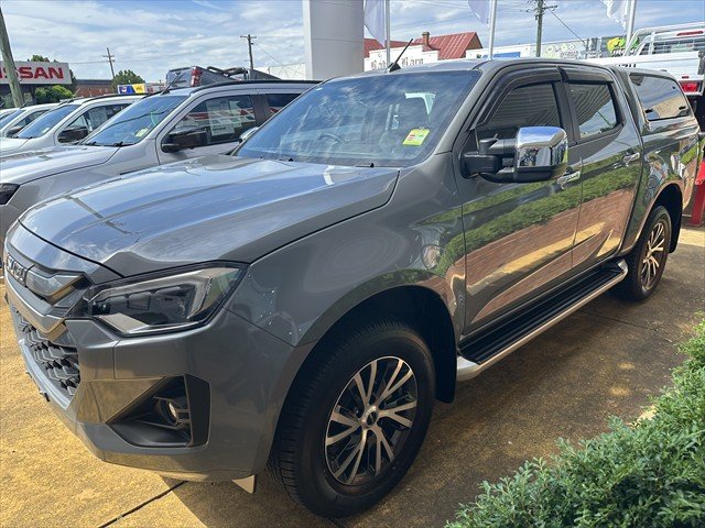 2025 ISUZU D-MAX LS-U+