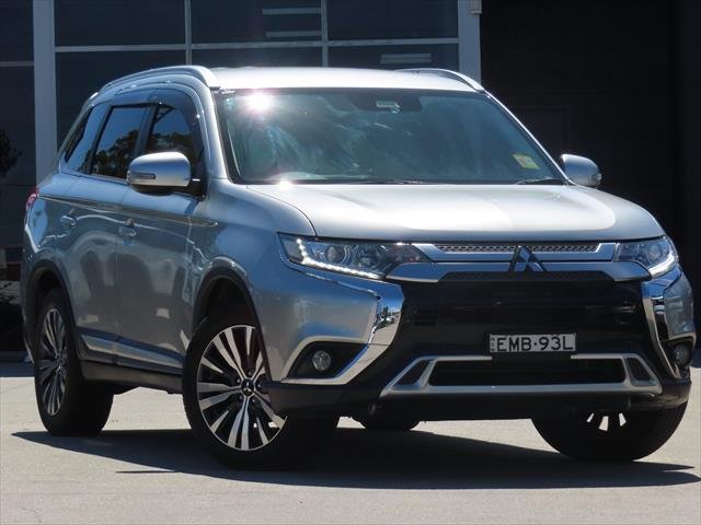2020 Mitsubishi Outlander LS