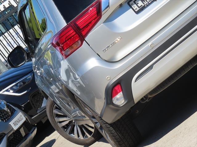 2020 Mitsubishi Outlander LS