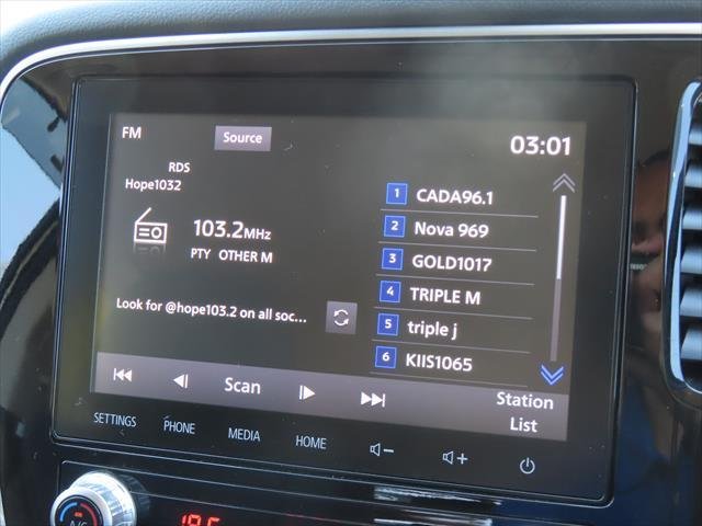 2020 Mitsubishi Outlander LS