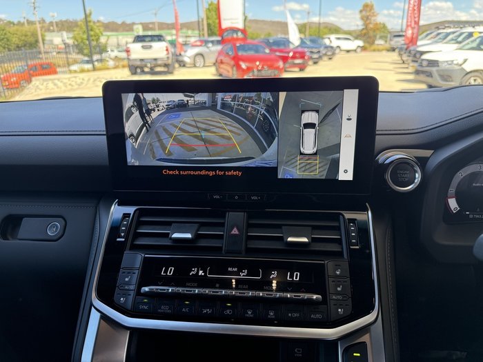 2025 Toyota Landcruiser Wagon Sahara ZX 3.3L Diesel Automatic