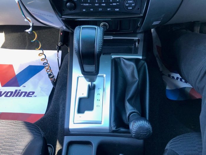 2010 Mitsubishi Challenger LS