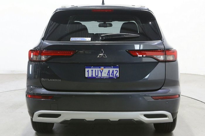 2024 Mitsubishi Outlander LS