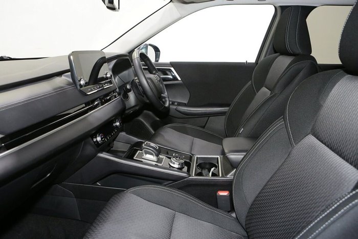 2024 Mitsubishi Outlander LS