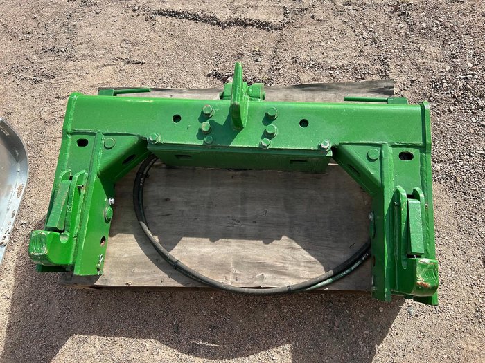 2020 John Deere Quick Hitch