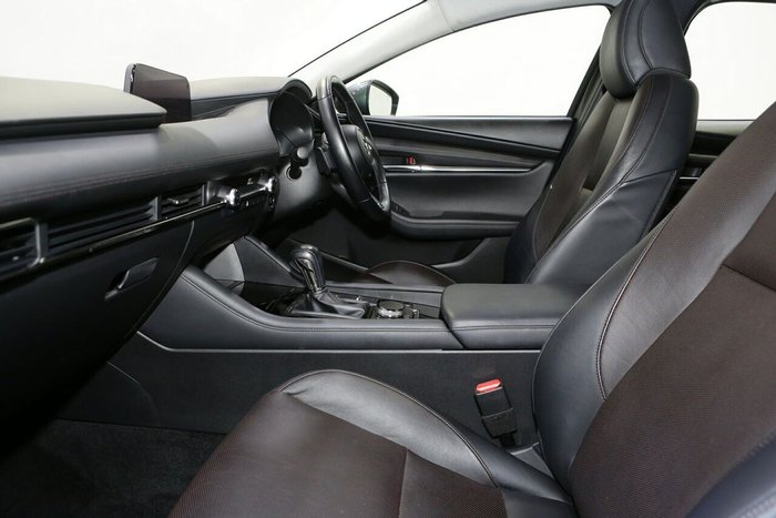 2022 Mazda 3 G25 Astina