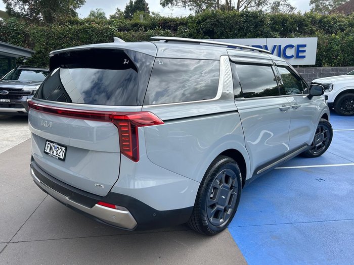 2024 Kia Carnival GT-Line HEV