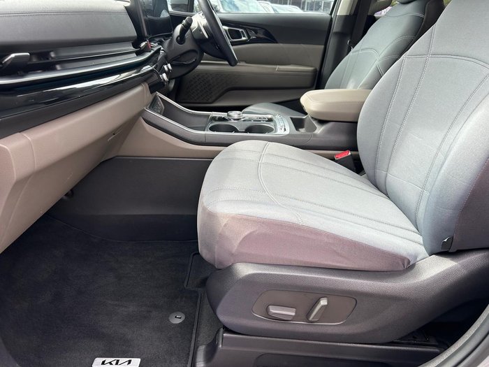 2024 Kia Carnival GT-Line HEV