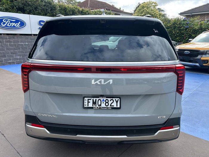 2024 Kia Carnival GT-Line HEV