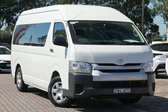 2018 Toyota Hiace Commuter