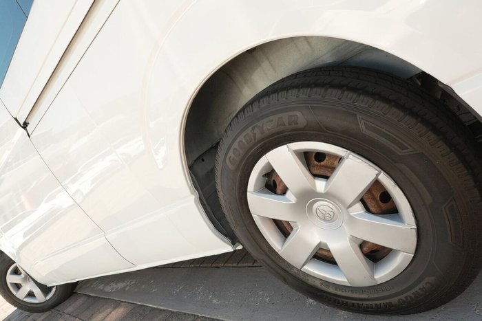 2018 Toyota Hiace Commuter