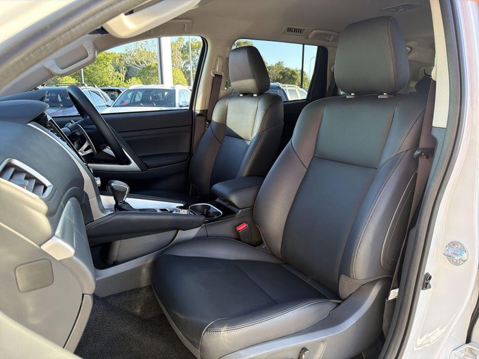 2024 Mitsubishi Pajero Sport Exceed