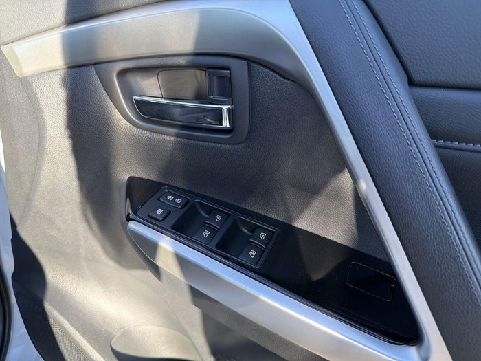 2024 Mitsubishi Pajero Sport Exceed