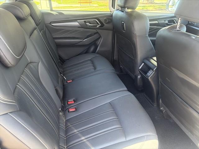 2023 Isuzu MU-X LS-T