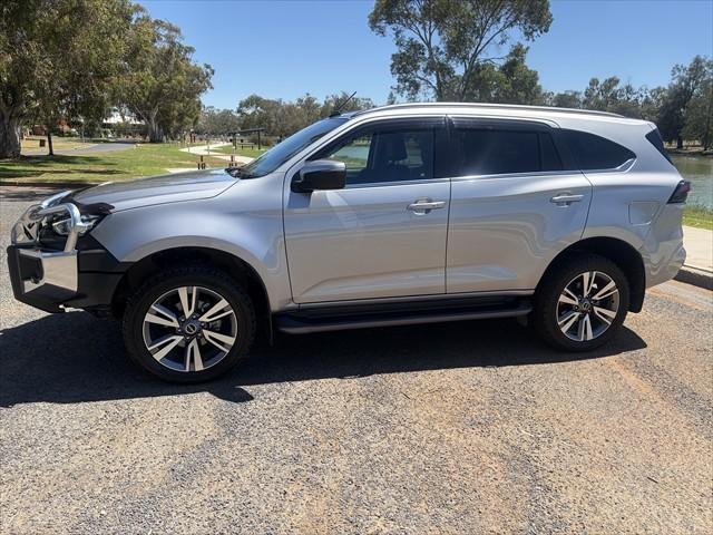 2023 Isuzu MU-X LS-T