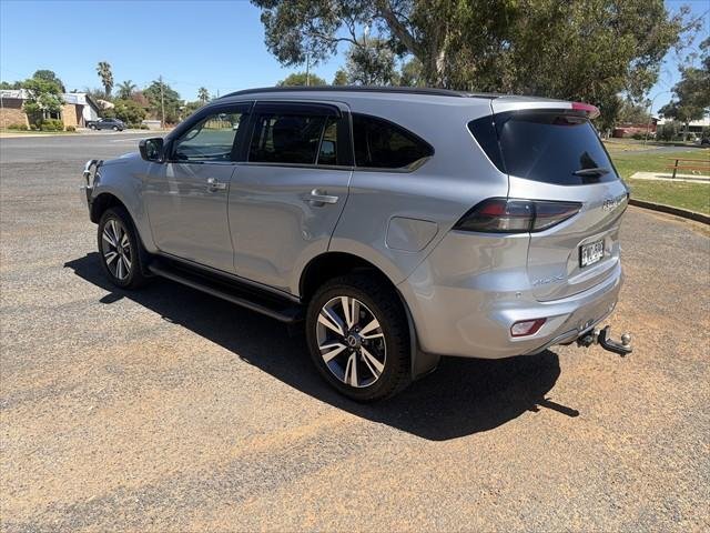 2023 Isuzu MU-X LS-T